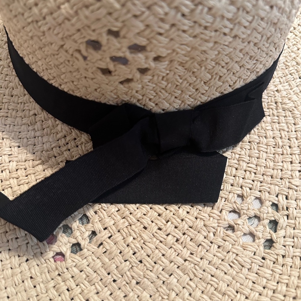 Sun Hat - Picture 2 of 5